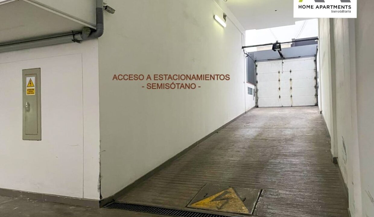 Ingreso estacionamiento